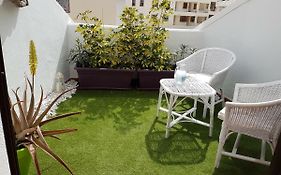 Los Cristianos, Nirvana Apartamento